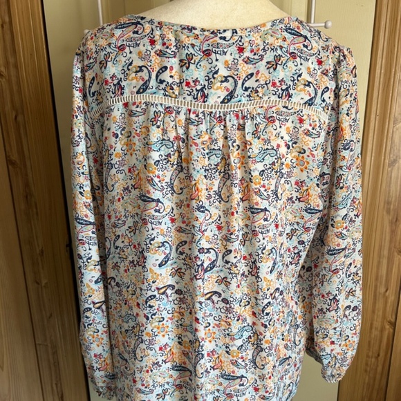 COLLECTIVE CONCEPTS Warner Lattice Detail Blouse - Size Large - Picture 2 of 5